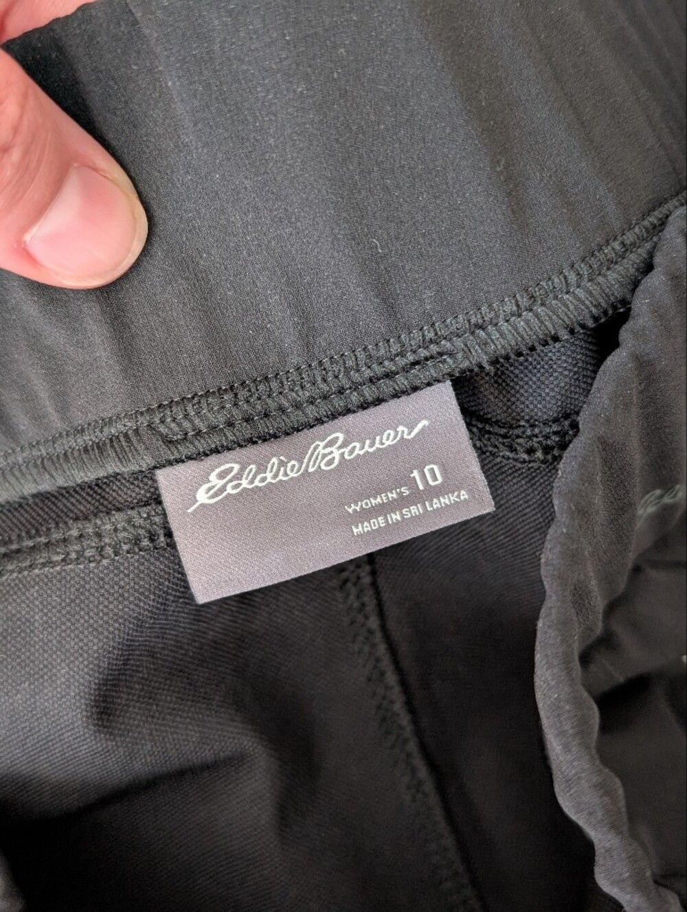 Eddie Bauer NWT Incline Utility Shorts Black Womens 10 Hiking Outdoor Gorpcore - Picture 4 of 7